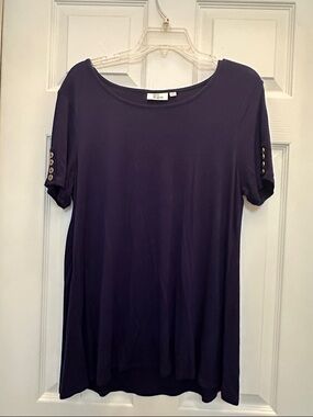 Short-Sleeve Tunic Top